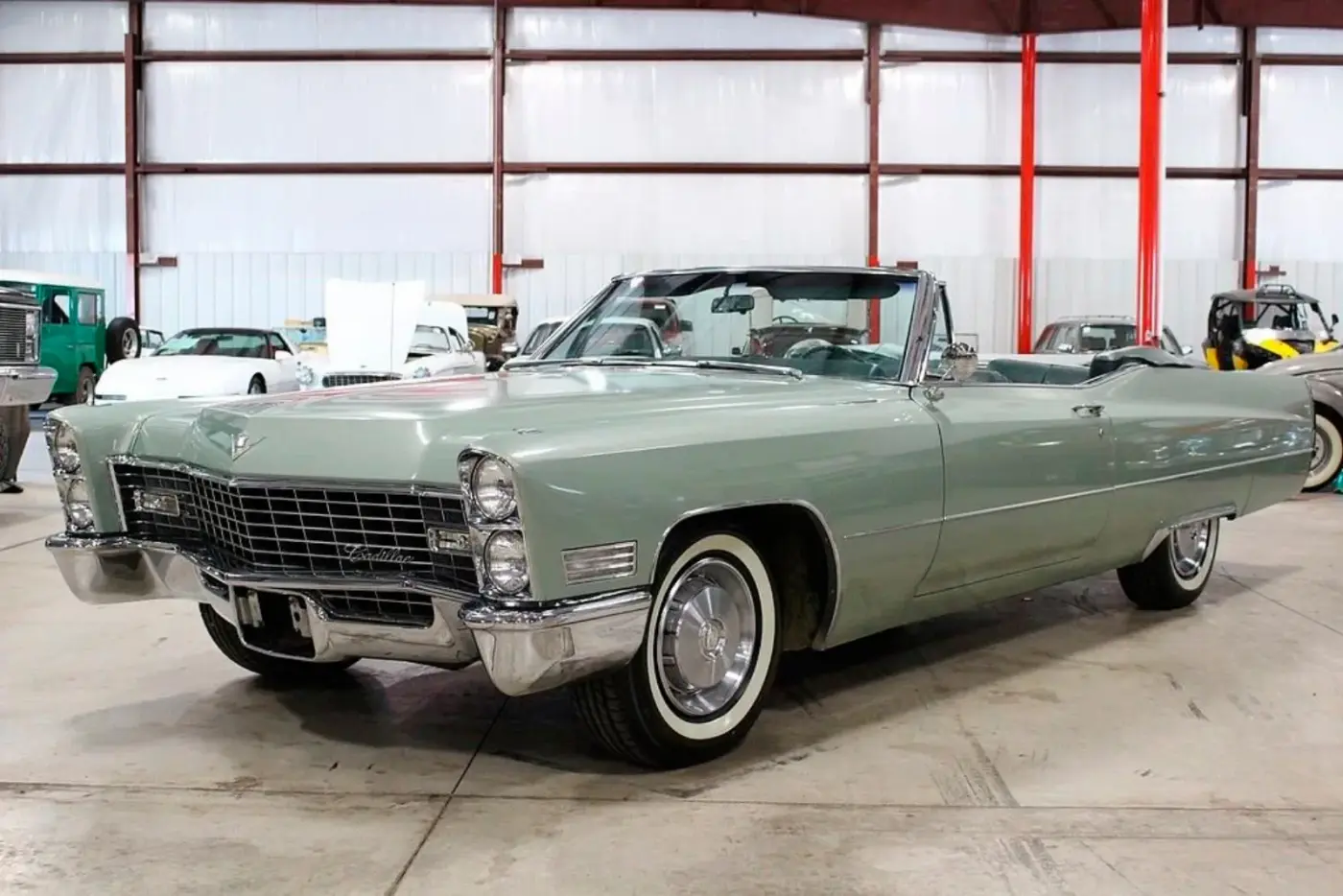 1967 Cadillac DeVille — photograph 1 of 10