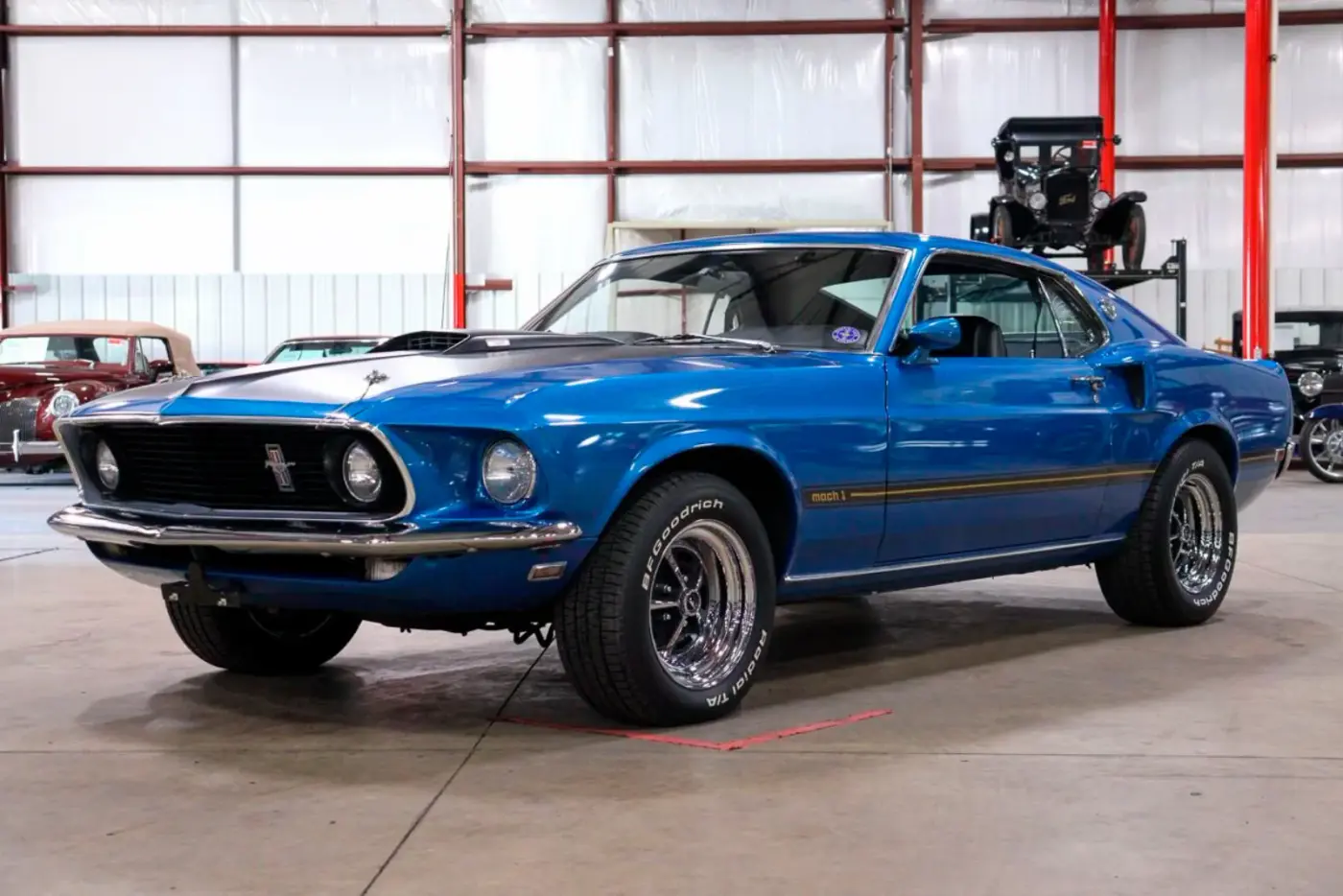 1969 Ford Mustang — photograph 1 of 10
